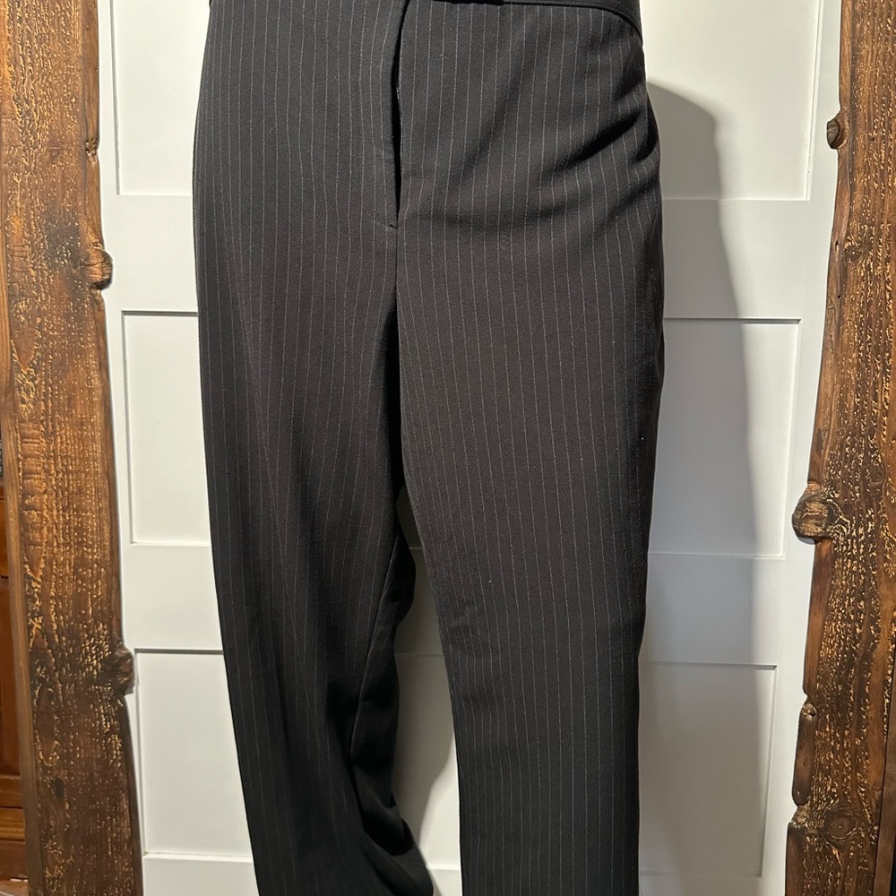 JM Collection Women's Pinstriped Slacks - Size 16 - Picture 3 of 10
